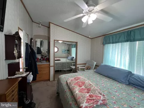 12205 E Cannonball Dr, Berlin, MD 21811 photo 11