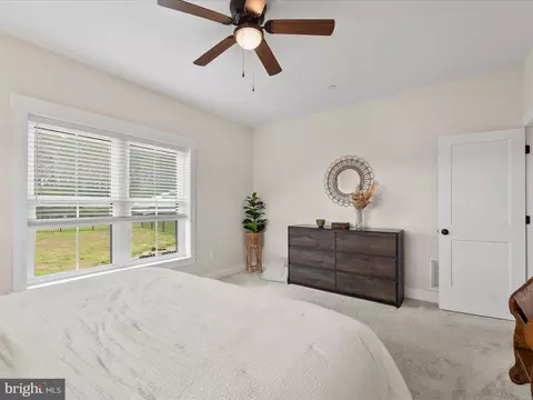 Bedroom - 9741 Mason Rd, Berlin, MD 21811 photo 7 of 14
