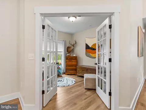 Entry Way - 9741 Mason Rd, Berlin, MD 21811 photo 2 of 4