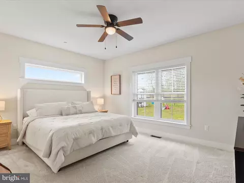 Bedroom - 9741 Mason Rd, Berlin, MD 21811 photo 4 of 14