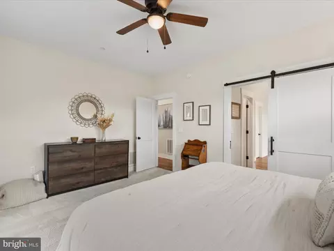 Bedroom - 9741 Mason Rd, Berlin, MD 21811 photo 6 of 14