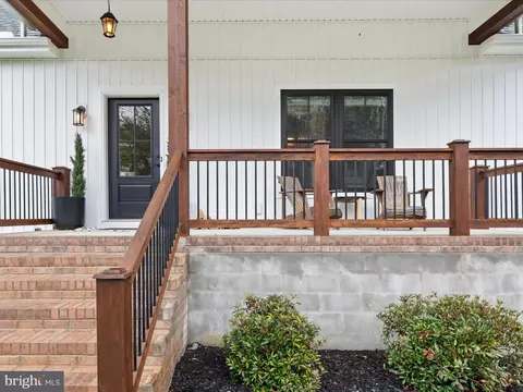 Exterior - 9741 Mason Rd, Berlin, MD 21811 photo 6 of 18