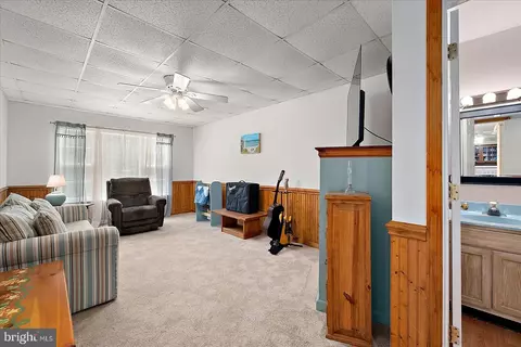 Living - 16 Catalpa Ln, Ocean Pines, MD 21811 photo 4 of 4