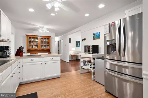 Kitchen - 16 Catalpa Ln, Ocean Pines, MD 21811 photo 5 of 6