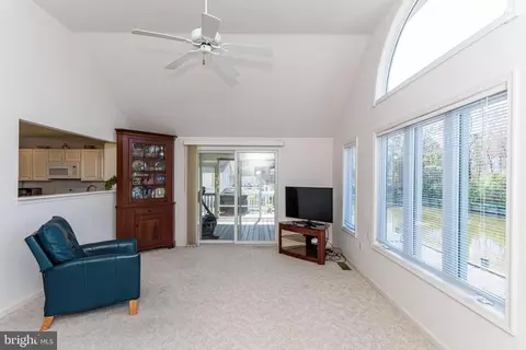 Living - 16 Windjammer Rd, Ocean Pines, MD 21811 photo 4 of 19