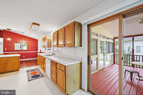 Entry Way - 1 Darby Ct, Ocean Pines, MD 21811 photo 4 of 10