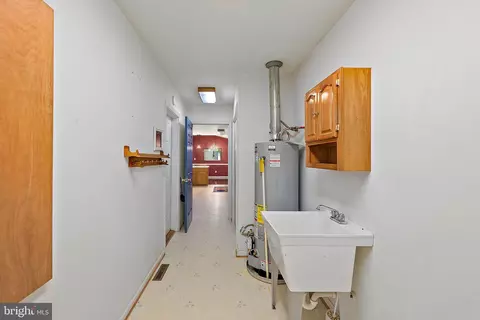 Entry Way - 1 Darby Ct, Ocean Pines, MD 21811 photo 10 of 10