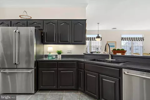 Kitchen - 13212 Stone Harbor Ln #6, Ocean City, MD 21842 photo 5 of 12