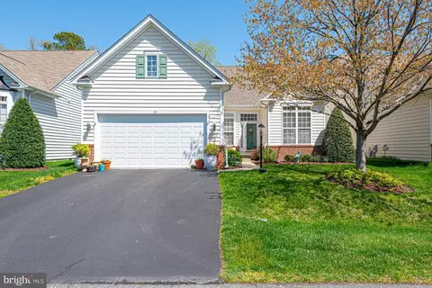 25 Easton Ave, Ocean Pines, MD 21811