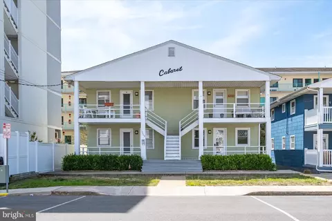 12505 Assawoman Dr, Ocean City, MD 21842
