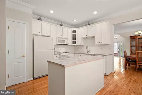 Kitchen - 8 Chatham Ct, Ocean Pines, MD 21811 photo 6 of 7