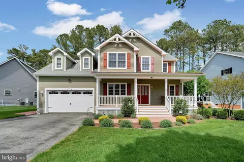 9827 Winding Trail Dr, Ocean City, MD 21842
