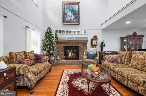 Living - 9 Sailors Way, Berlin, MD 21811 photo 2 of 3