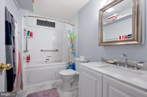 Bath - 9 Sailors Way, Berlin, MD 21811 photo 1 of 1