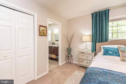 Bedroom - 73 Birdnest Dr, Ocean Pines, MD 21811 photo 7 of 9