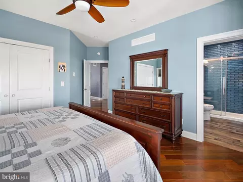 Bedroom - 12355 Snug Harbor Rd, Berlin, MD 21811 photo 9 of 11