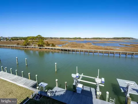 View/Area - 12355 Snug Harbor Rd, Berlin, MD 21811 photo 9 of 11