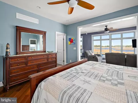 Bedroom - 12355 Snug Harbor Rd, Berlin, MD 21811 photo 7 of 11