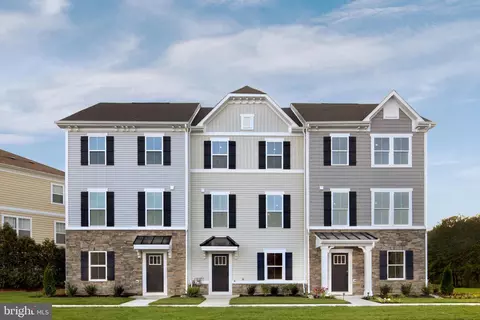 12131 Landings Blvd #201, Berlin, MD 21811
