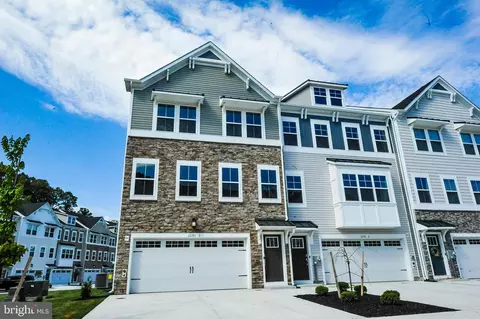 12371 Sea Oaks Ln #1, Berlin, MD 21811