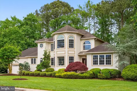 9512 Harbor Lights Dr, Berlin, MD 21811
