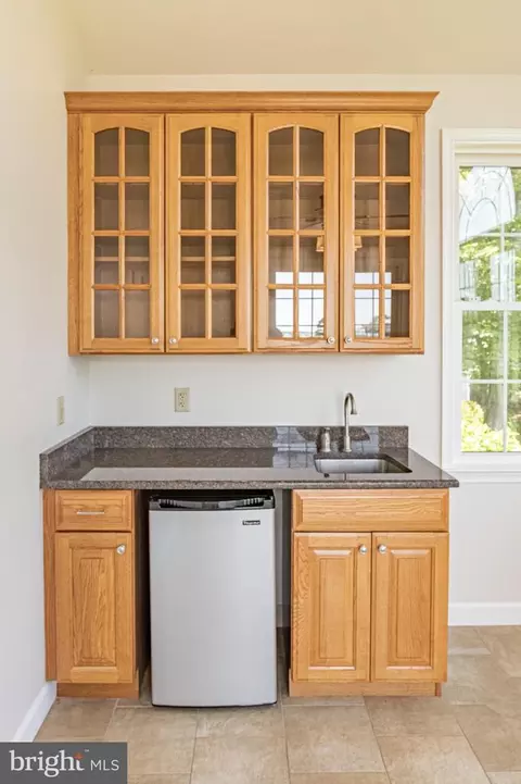 Kitchen - 11411 Terrapin Point Rd, Berlin, MD 21811 photo 7 of 7