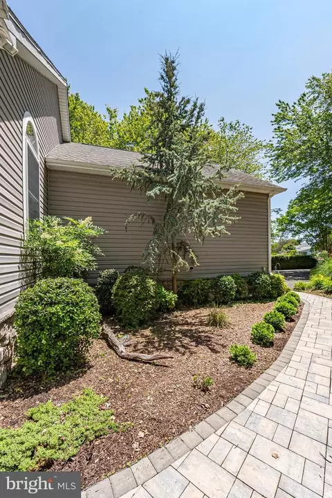Exterior - 11411 Terrapin Point Rd, Berlin, MD 21811 photo 10 of 14