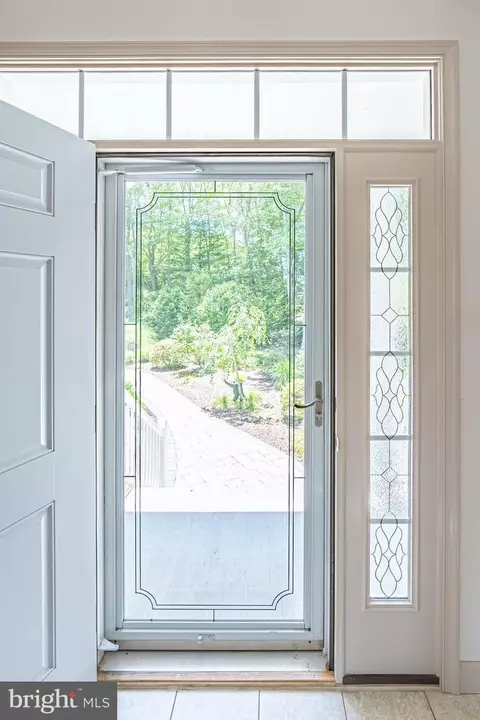 Entry Way - 11411 Terrapin Point Rd, Berlin, MD 21811 photo 4 of 17