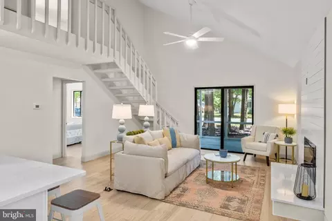 Living - 6 Granby Ln, Ocean Pines, MD 21811 photo 2 of 3