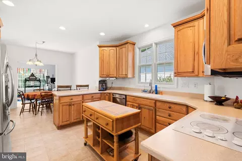 201 Henrys Mill Dr, Berlin, MD 21811 photo 8