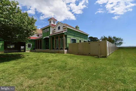 6222 S Point Rd, Berlin, MD 21811