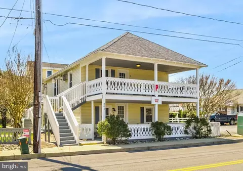 205 5th St #44, Ocean City, MD 21842