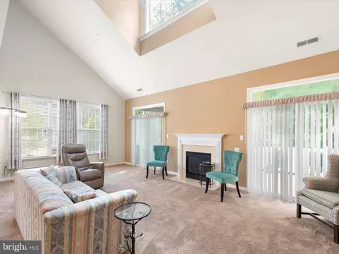Living - 114 Hingham Ln #21, Ocean Pines, MD 21811 photo 4 of 7