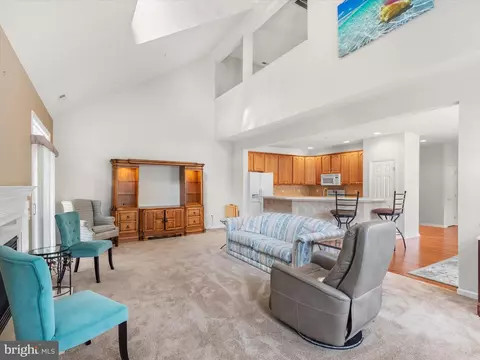 Living - 114 Hingham Ln #21, Ocean Pines, MD 21811 photo 2 of 7