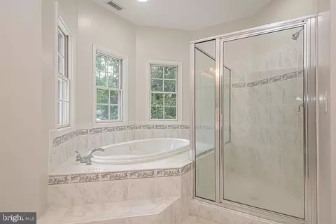 Bath - 101 Port Arthur Ct, Ocean Pines, MD 21811 photo 3 of 10