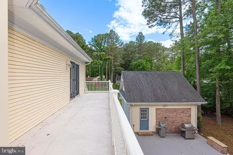 Exterior - 101 Port Arthur Ct, Ocean Pines, MD 21811 photo 7 of 21