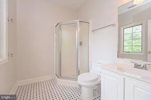 Bath - 101 Port Arthur Ct, Ocean Pines, MD 21811 photo 7 of 10
