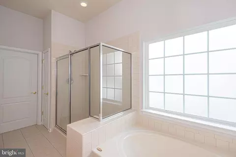 Bath - 37 Chatham Ct, Ocean Pines, MD 21811 photo 6 of 8