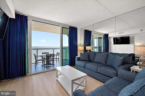 302 32nd St #301, Ocean City, MD 21842