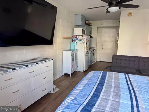 11 62nd St #212, Ocean City, MD 21842