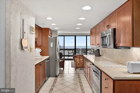 9900 Coastal Hwy #401, Ocean City, MD 21842