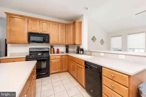 Kitchen - 8149 Timberneck Dr, Berlin, MD 21811 photo 5 of 6