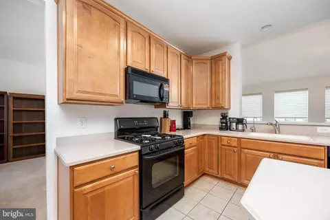 Kitchen - 8149 Timberneck Dr, Berlin, MD 21811 photo 4 of 6