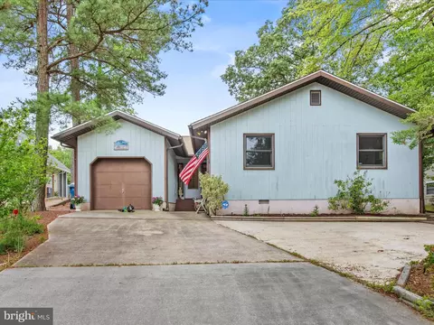 26 Driftwood Ln, Ocean Pines, MD 21811