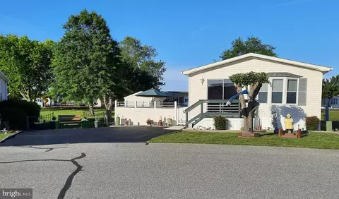 11959 E Yardarm Dr, Berlin, MD 21811 photo 3