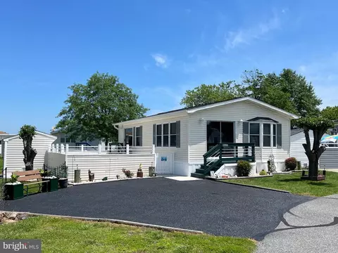11959 E Yardarm Dr, Berlin, MD 21811 photo 2