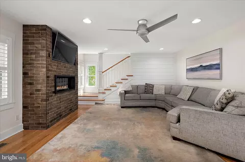 Other - 118 Cedar Ave, Berlin, MD 21811 photo 3 of 12