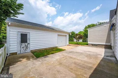 Exterior - 118 Cedar Ave, Berlin, MD 21811 photo 14 of 18