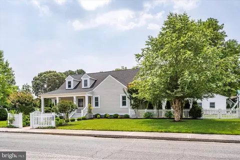 Exterior - 118 Cedar Ave, Berlin, MD 21811 photo 9 of 18