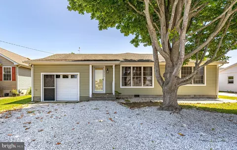 12542 Torquay Rd, Ocean City, MD 21842